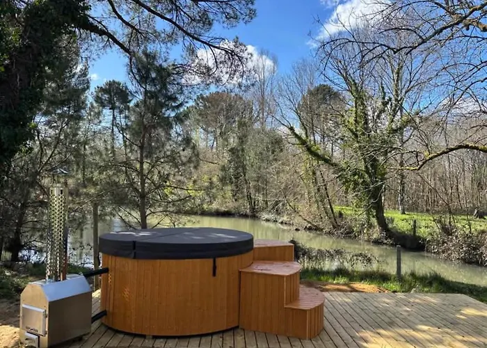 Maison Domaine Du Avec Bain Nordique Montendre